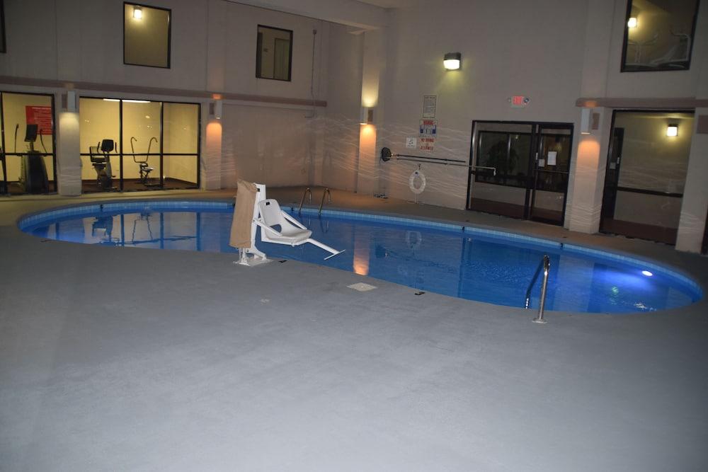 Econo Lodge & Suites Clarksville Dış mekan fotoğraf