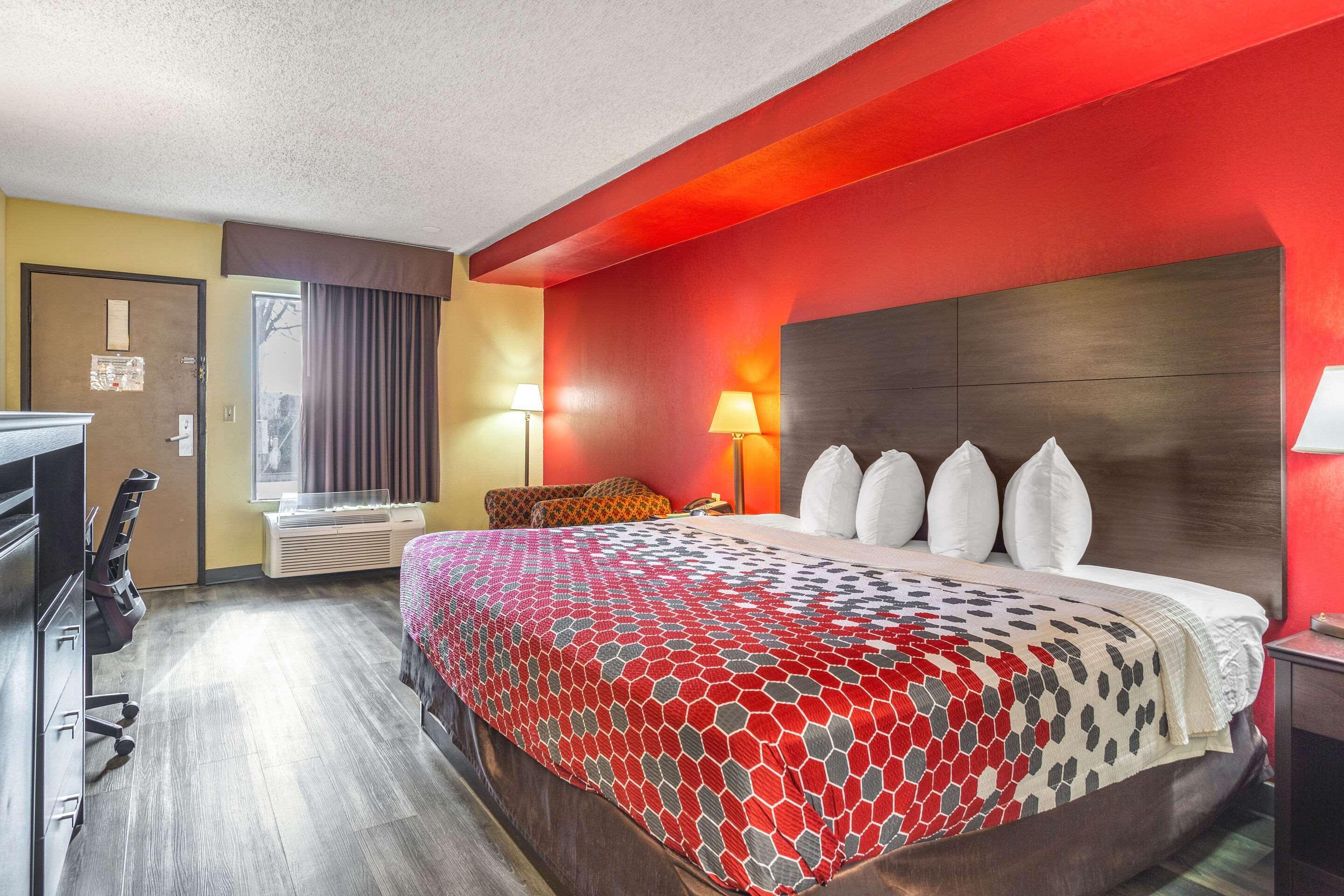 Econo Lodge & Suites Clarksville Dış mekan fotoğraf