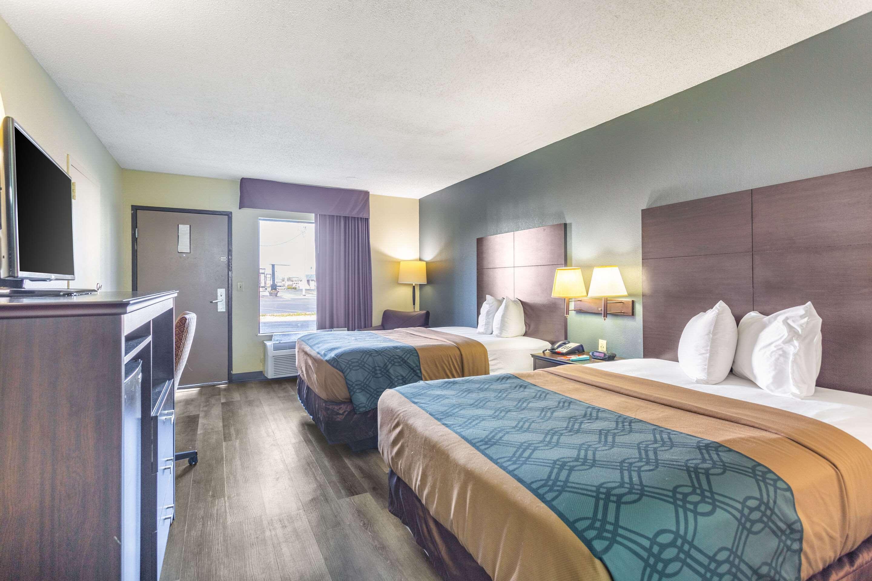 Econo Lodge & Suites Clarksville Dış mekan fotoğraf
