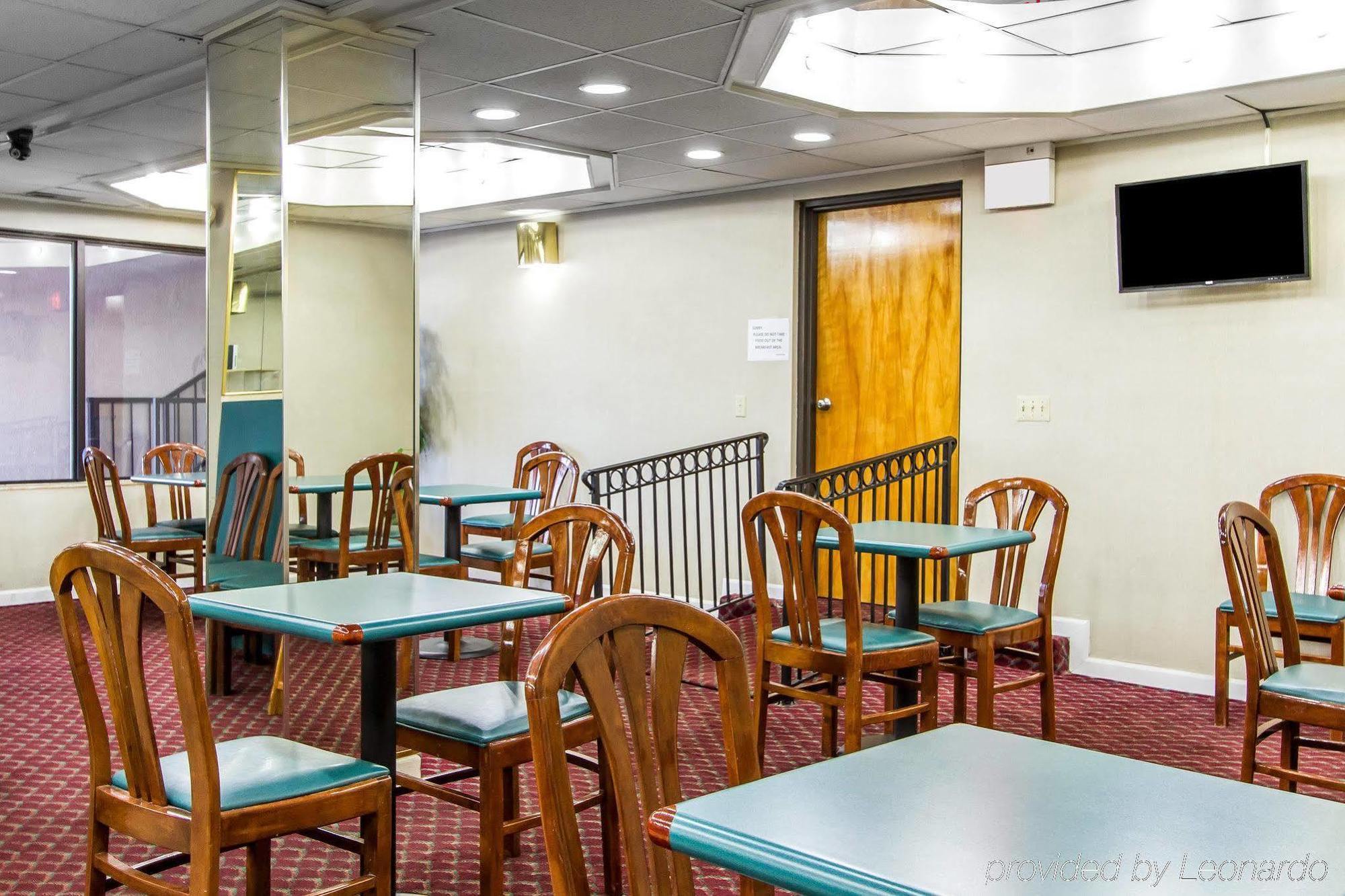 Econo Lodge & Suites Clarksville Dış mekan fotoğraf